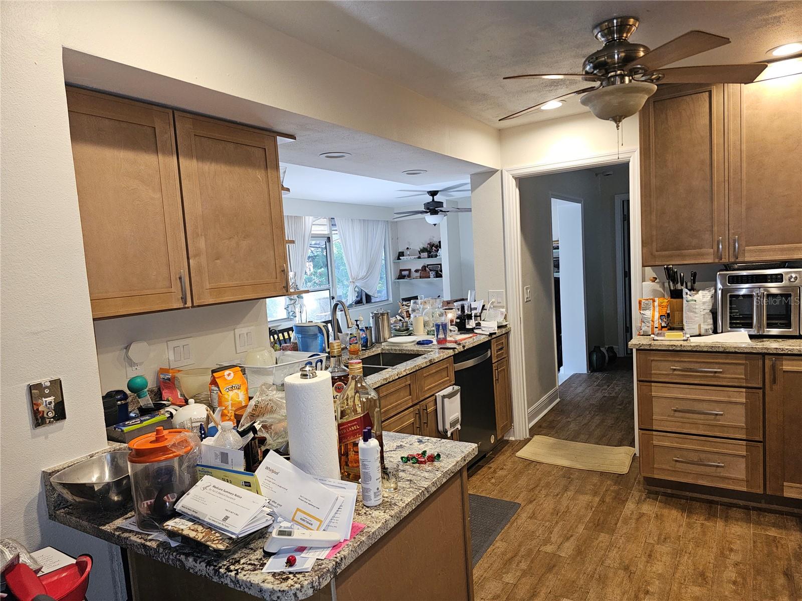 Image 5 of 31 For 5230 Venetian Boulevard Ne