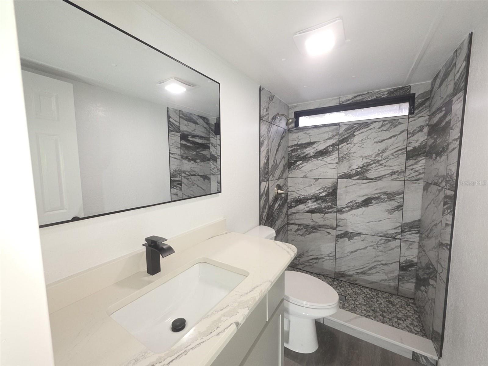 Image 24 of 34 For 16800 100th Court