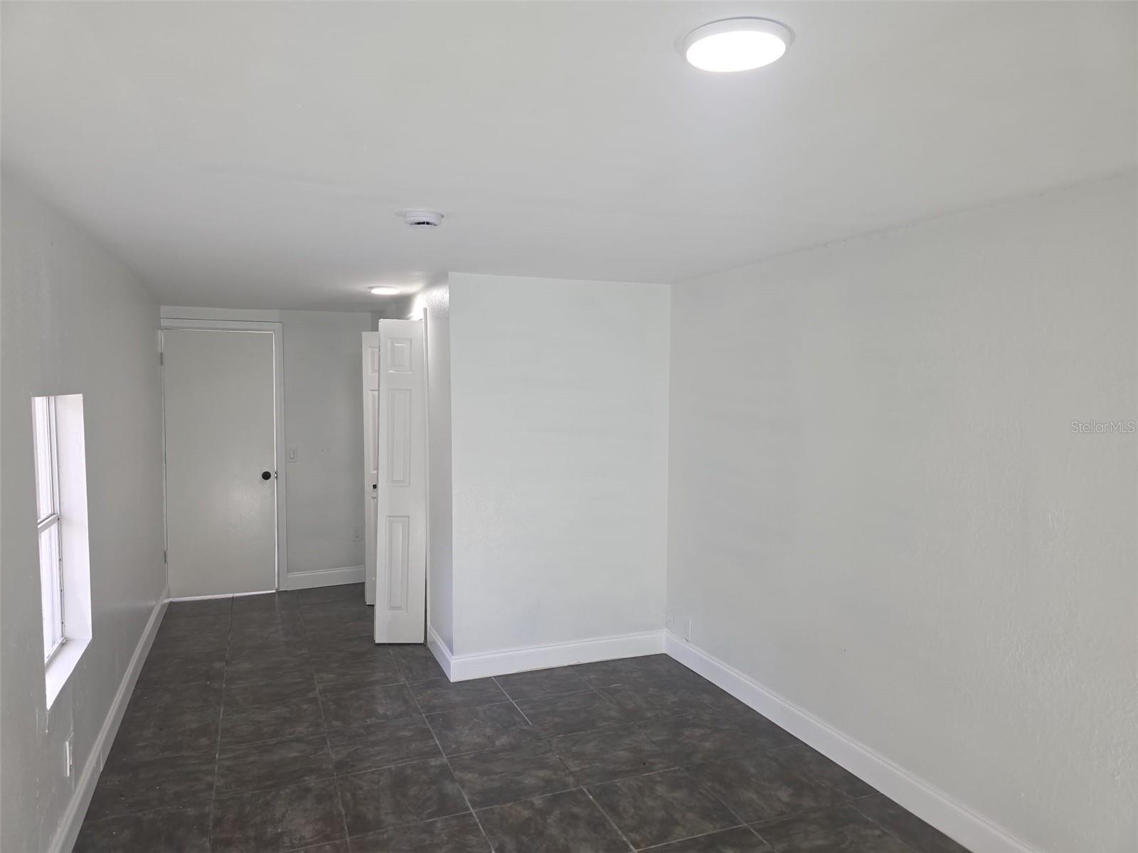 Image 8 of 34 For 16800 100th Court