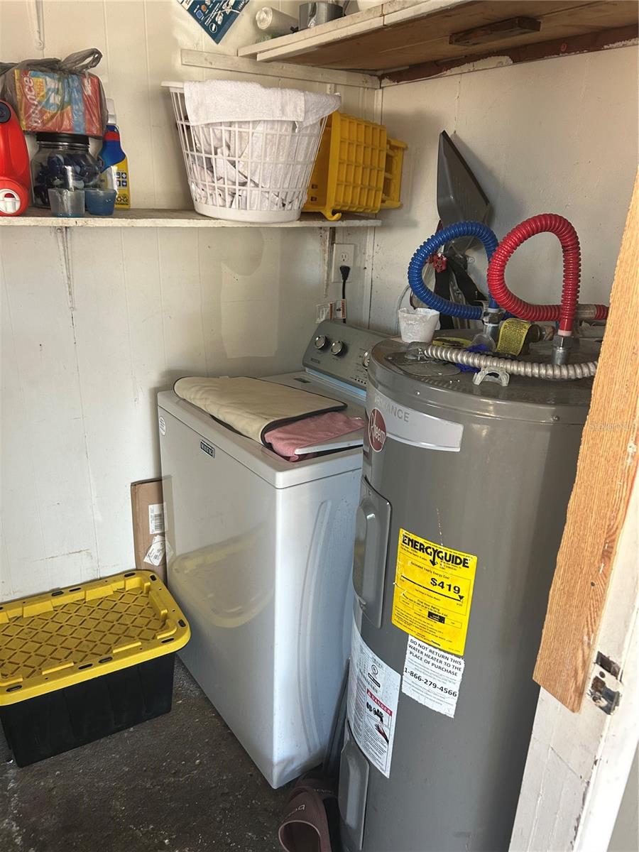 Image 17 of 28 For 3025 Brookview Avenue