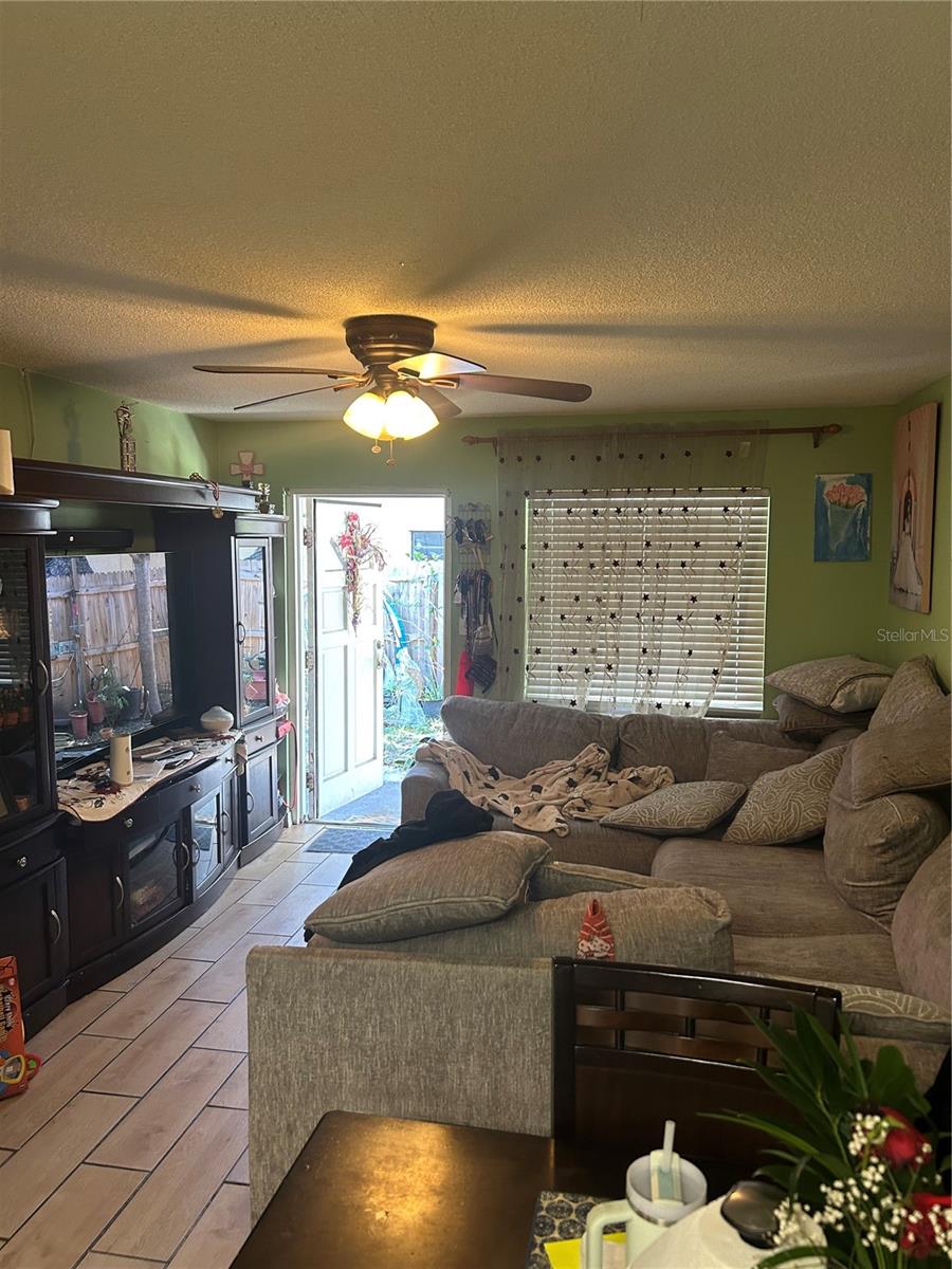 Image 18 of 28 For 3025 Brookview Avenue