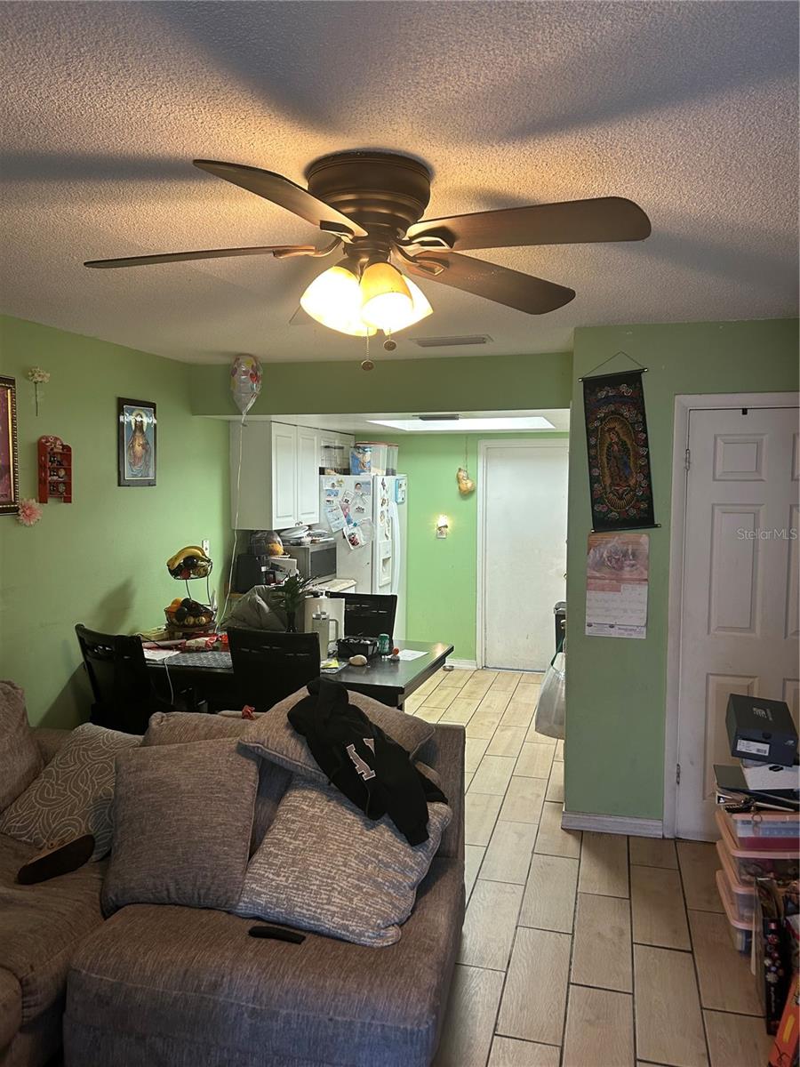 Image 19 of 28 For 3025 Brookview Avenue