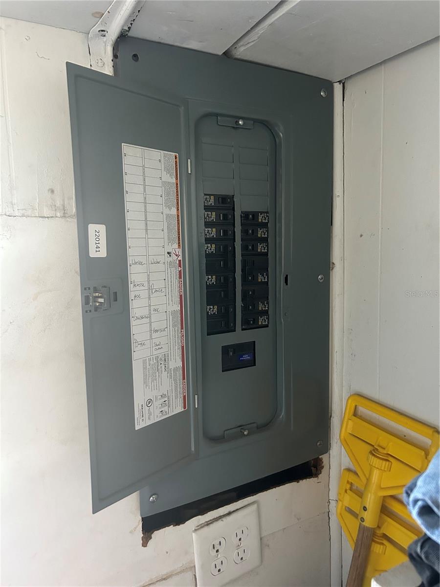 Image 26 of 28 For 3025 Brookview Avenue