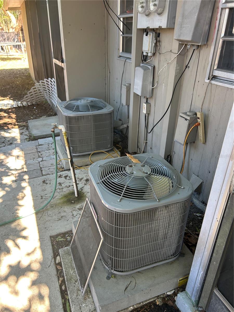 Image 28 of 28 For 3025 Brookview Avenue