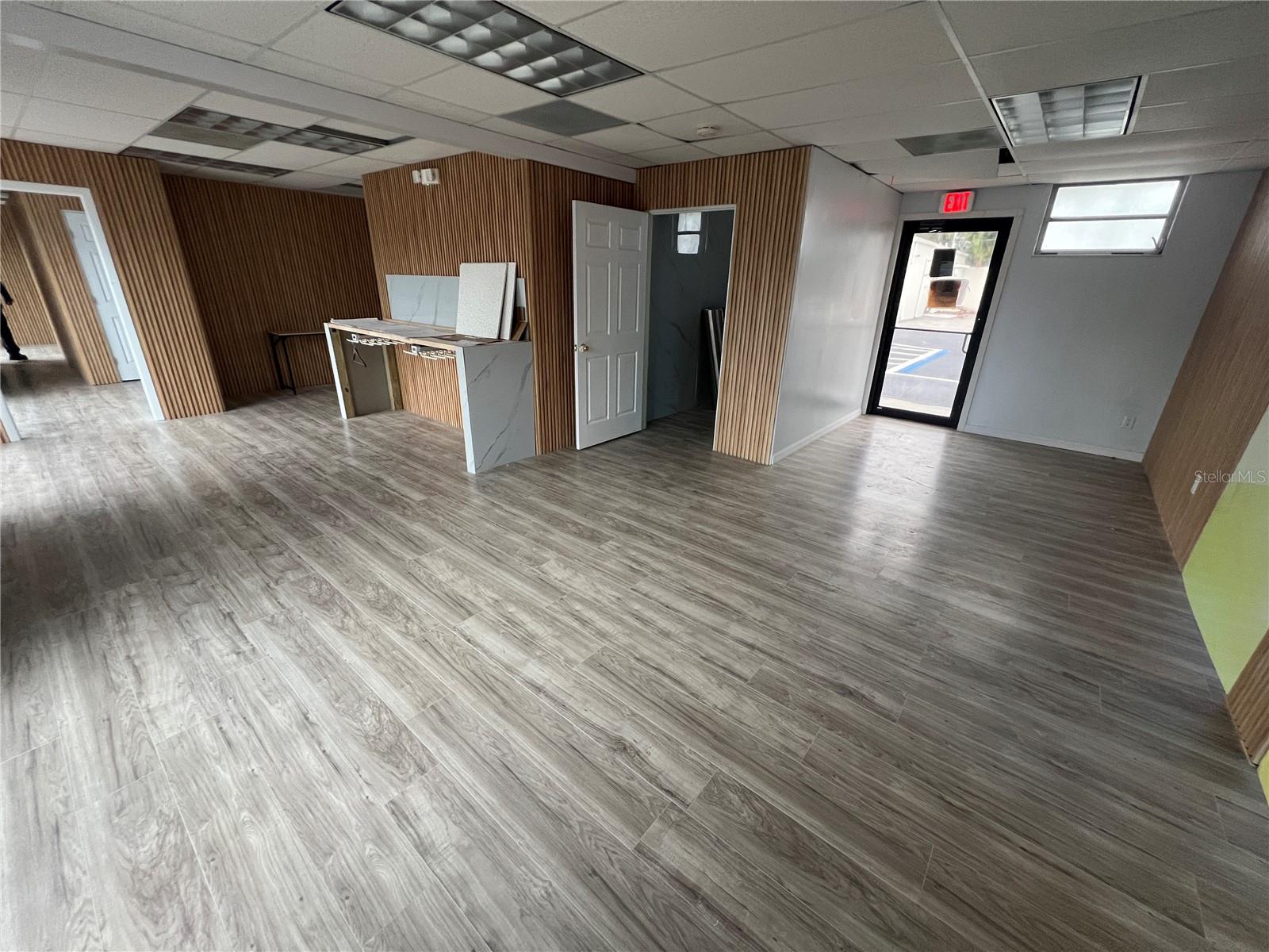 Image 10 of 19 For 3418 Swann Avenue 200