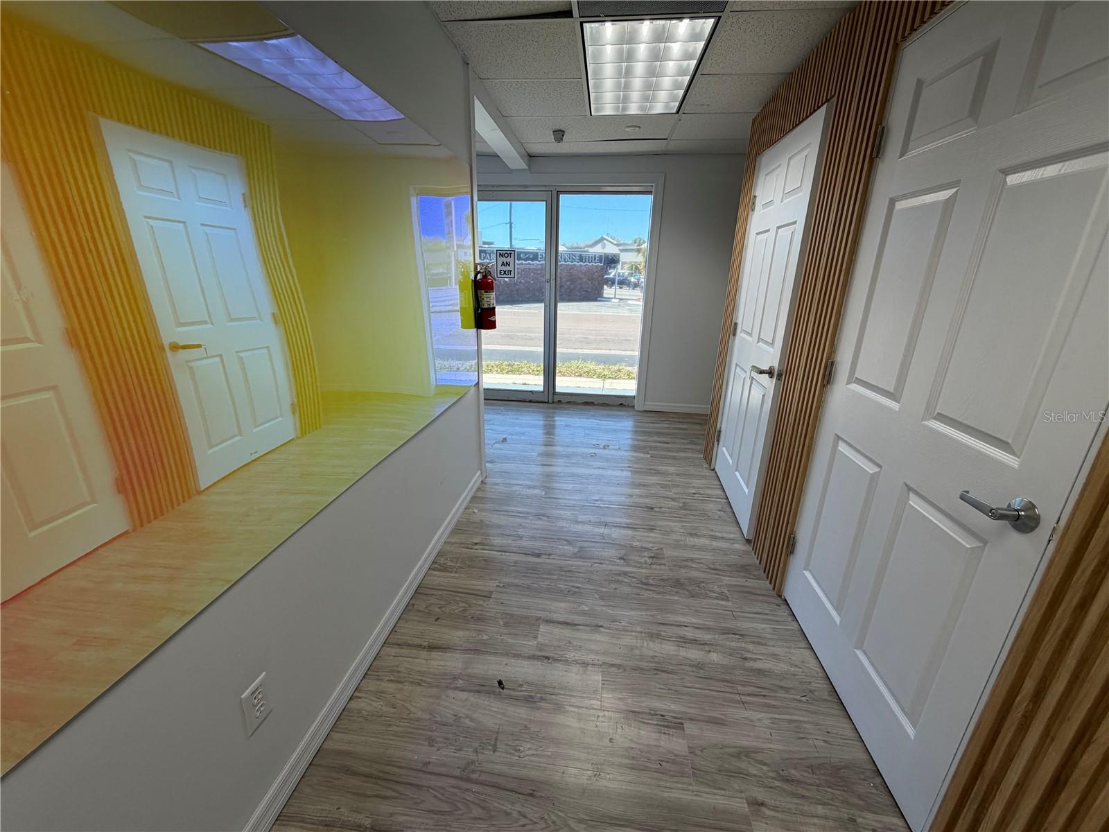 Image 15 of 19 For 3418 Swann Avenue 200