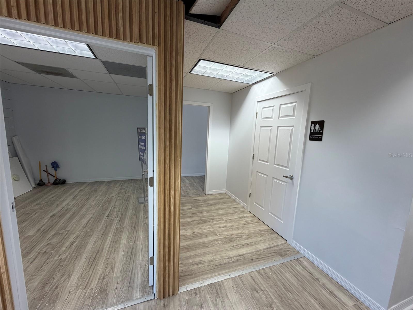 Image 16 of 19 For 3418 Swann Avenue 200