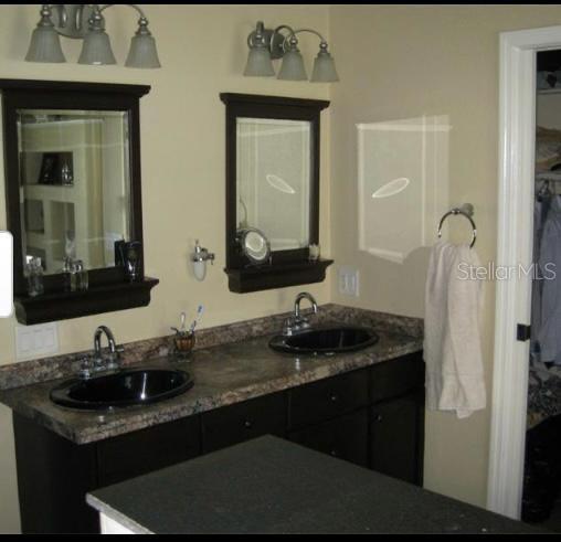 Image 11 of 17 For 2813 Amberly Court