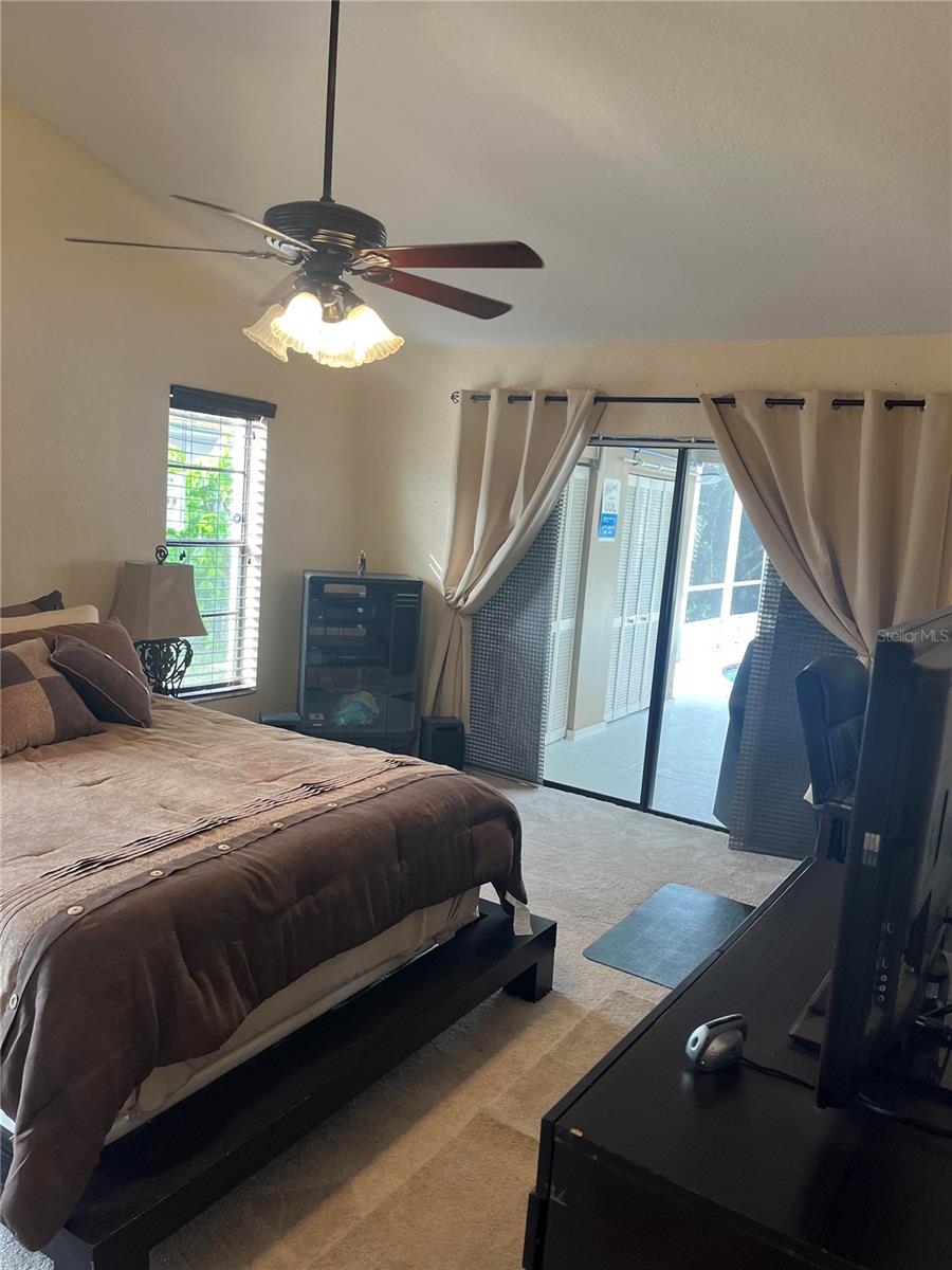 Image 16 of 17 For 2813 Amberly Court