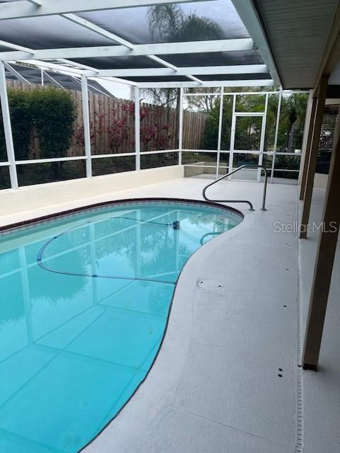 Image 2 of 17 For 2813 Amberly Court