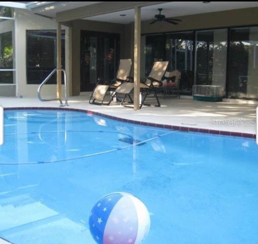 Image 3 of 17 For 2813 Amberly Court