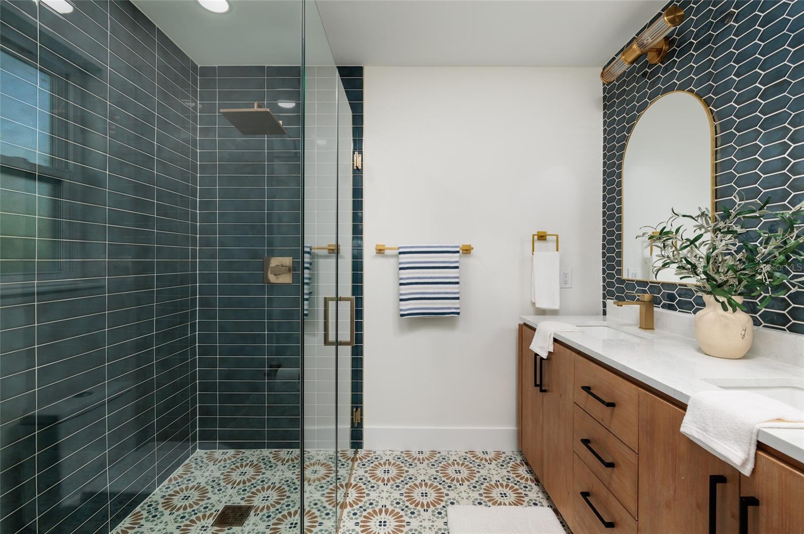 Listing photo id 17 for 1985 Michigan Avenue Ne