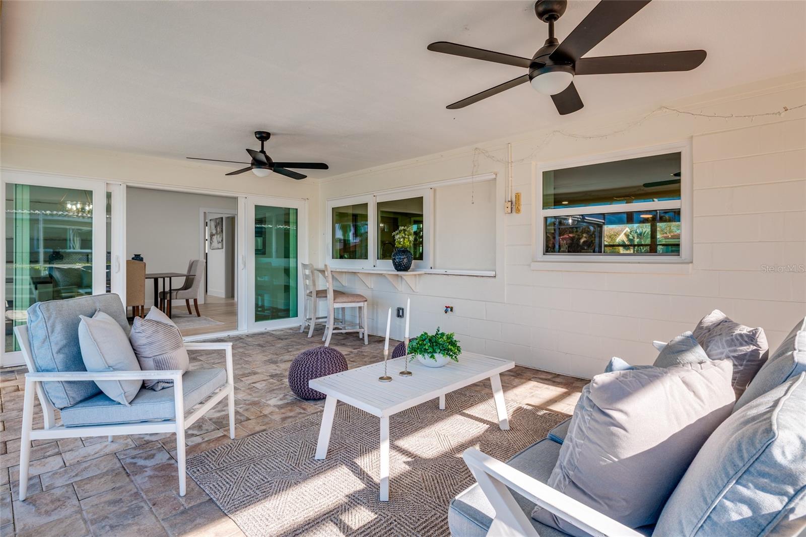 Listing photo id 25 for 1985 Michigan Avenue Ne