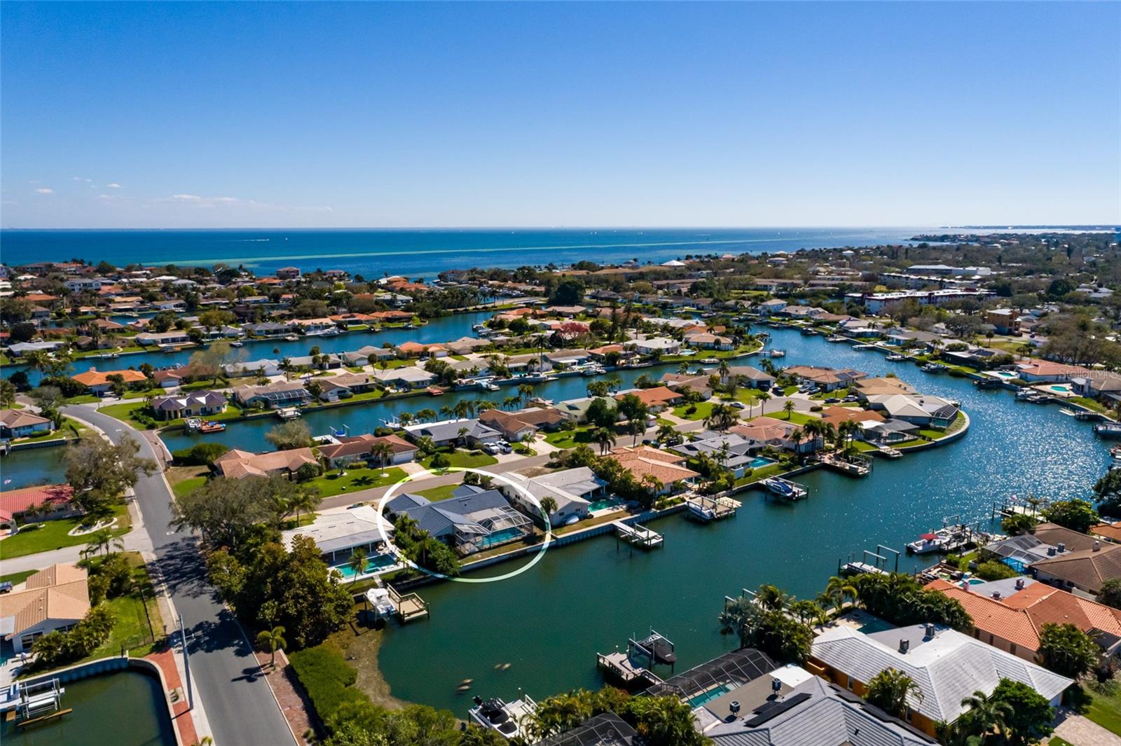 Listing photo id 31 for 1985 Michigan Avenue Ne