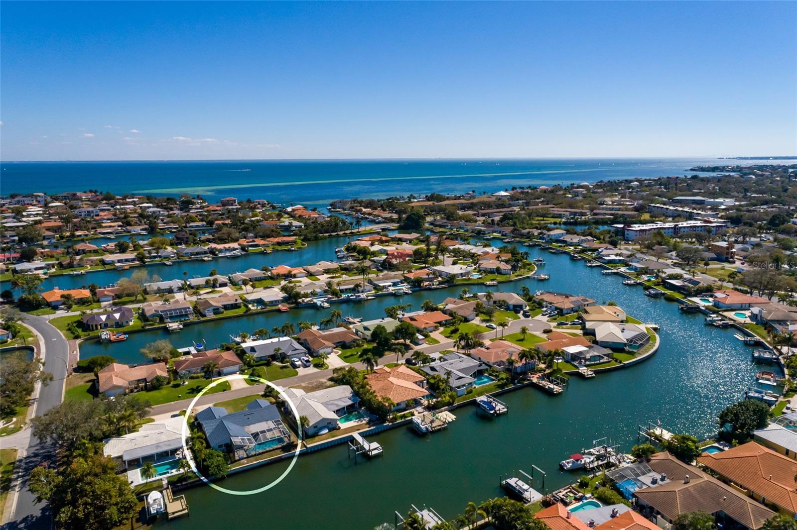 Listing photo id 38 for 1985 Michigan Avenue Ne