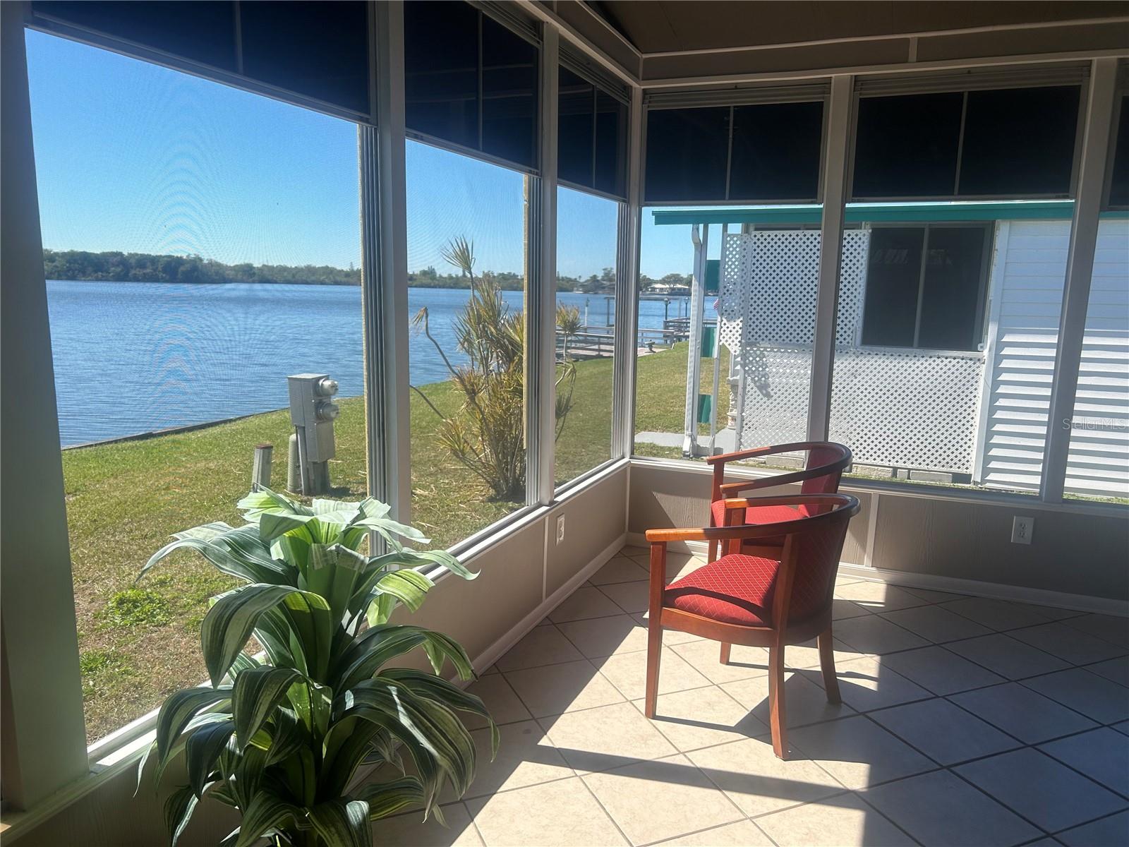 Image 19 of 64 For 3852 Bywater Drive