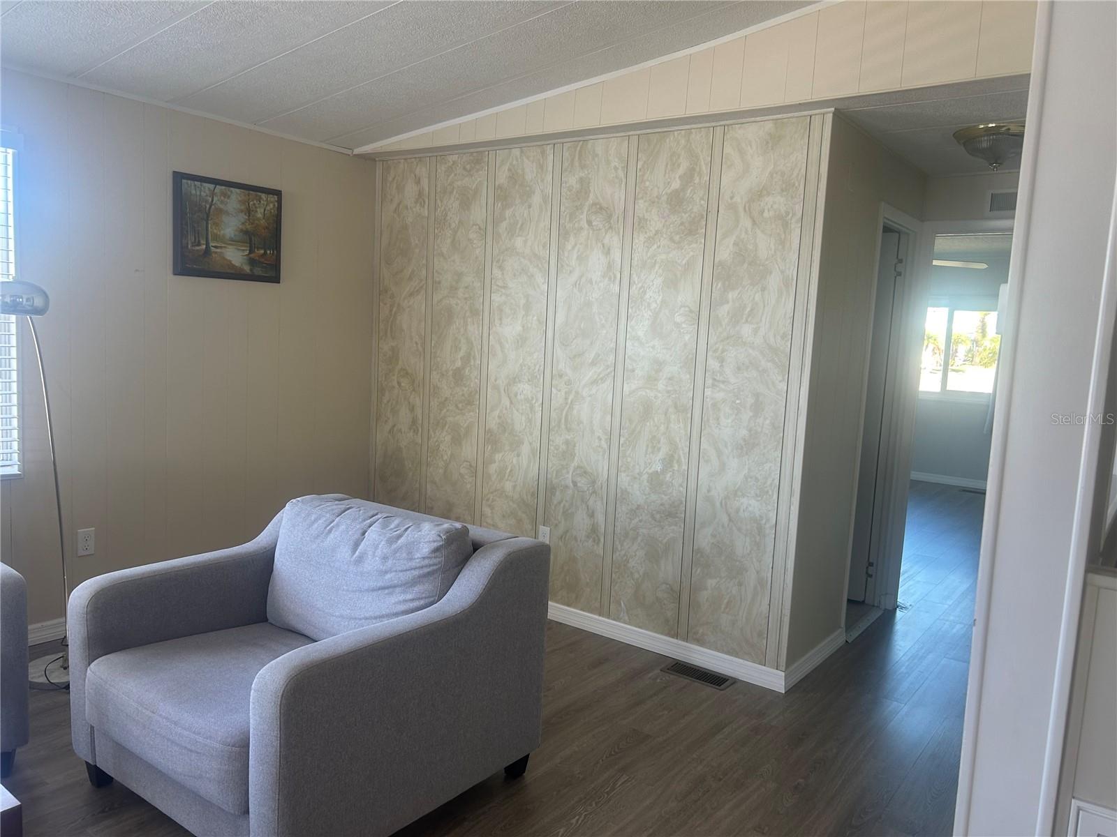 Image 21 of 64 For 3852 Bywater Drive