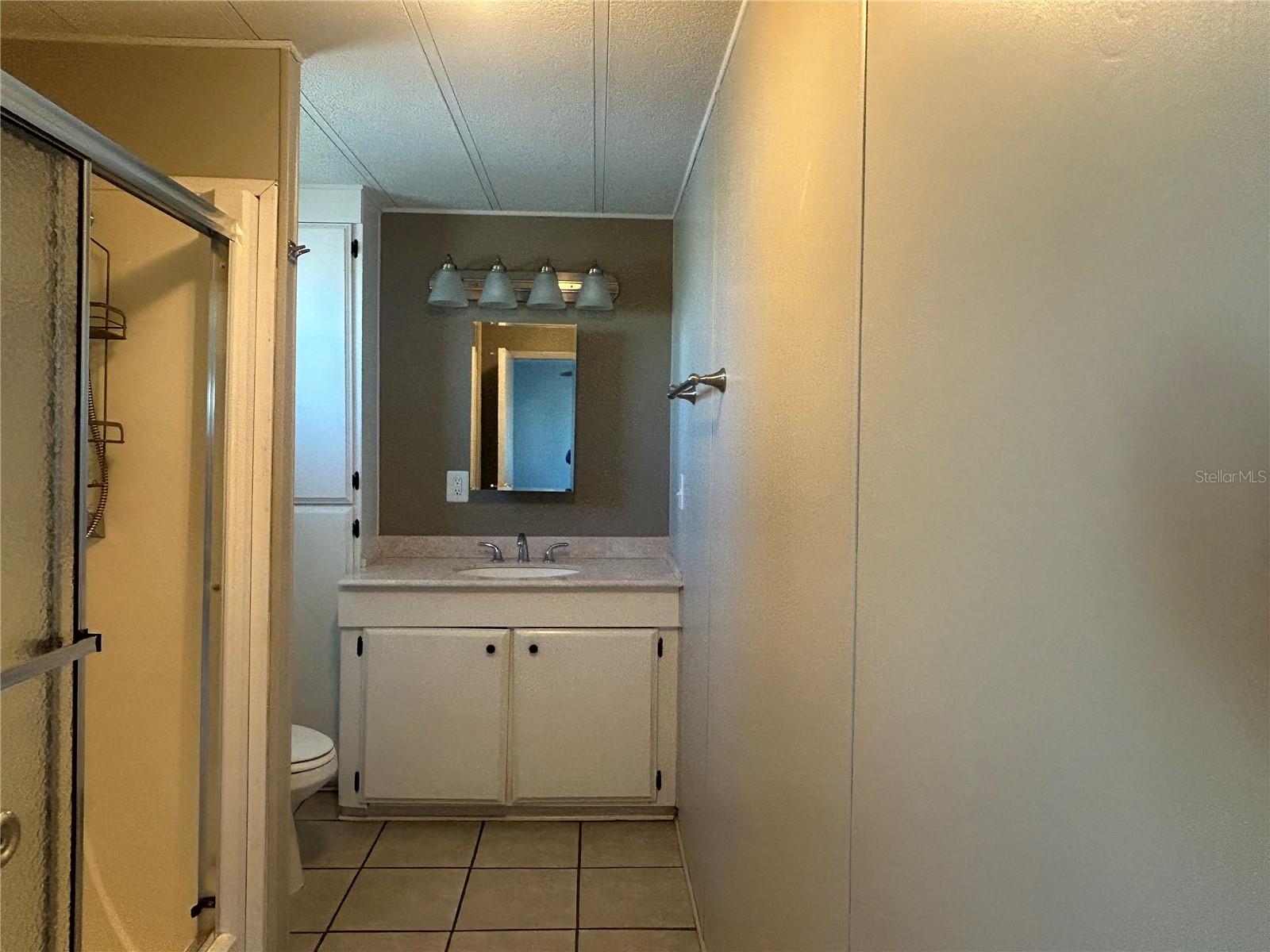 Image 24 of 64 For 3852 Bywater Drive