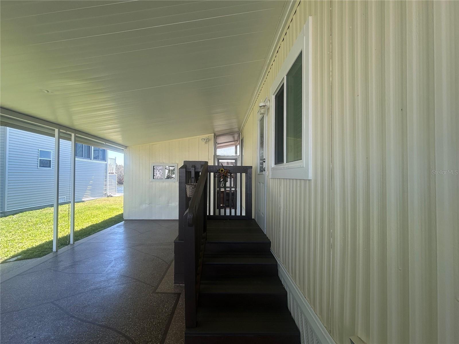 Image 6 of 64 For 3852 Bywater Drive