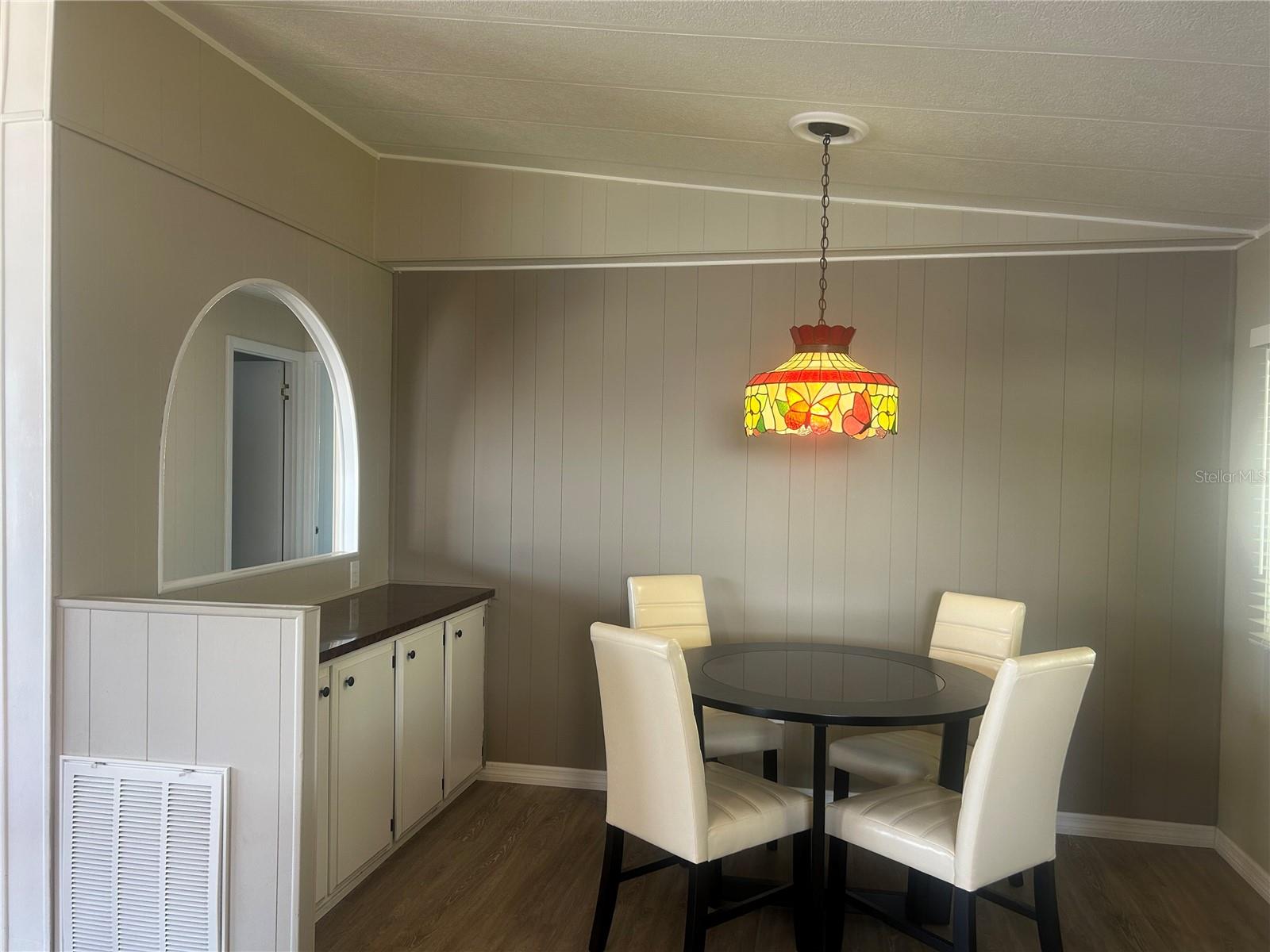 Image 7 of 64 For 3852 Bywater Drive