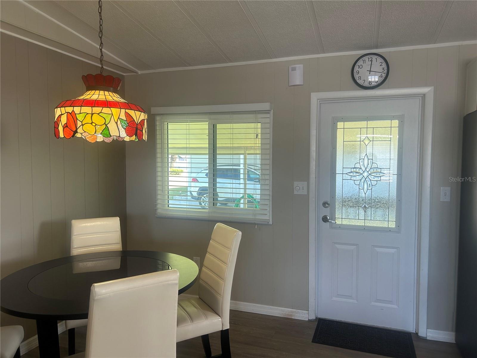 Image 8 of 64 For 3852 Bywater Drive