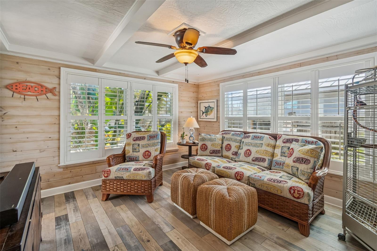 Listing photo id 7 for 1567 Bonair Street