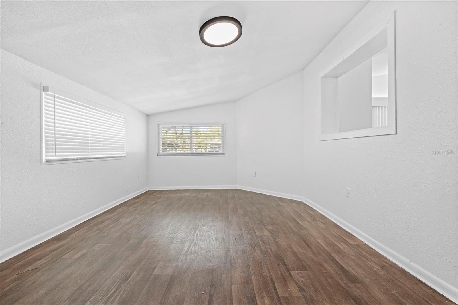 Image 17 of 35 For 6307 Julie Street