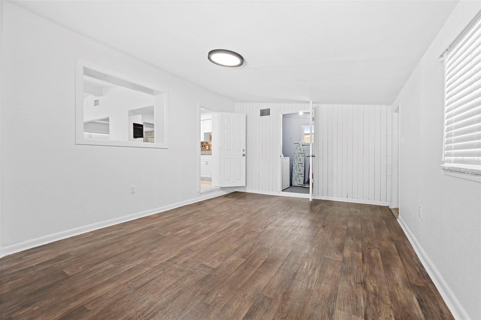 Image 18 of 35 For 6307 Julie Street