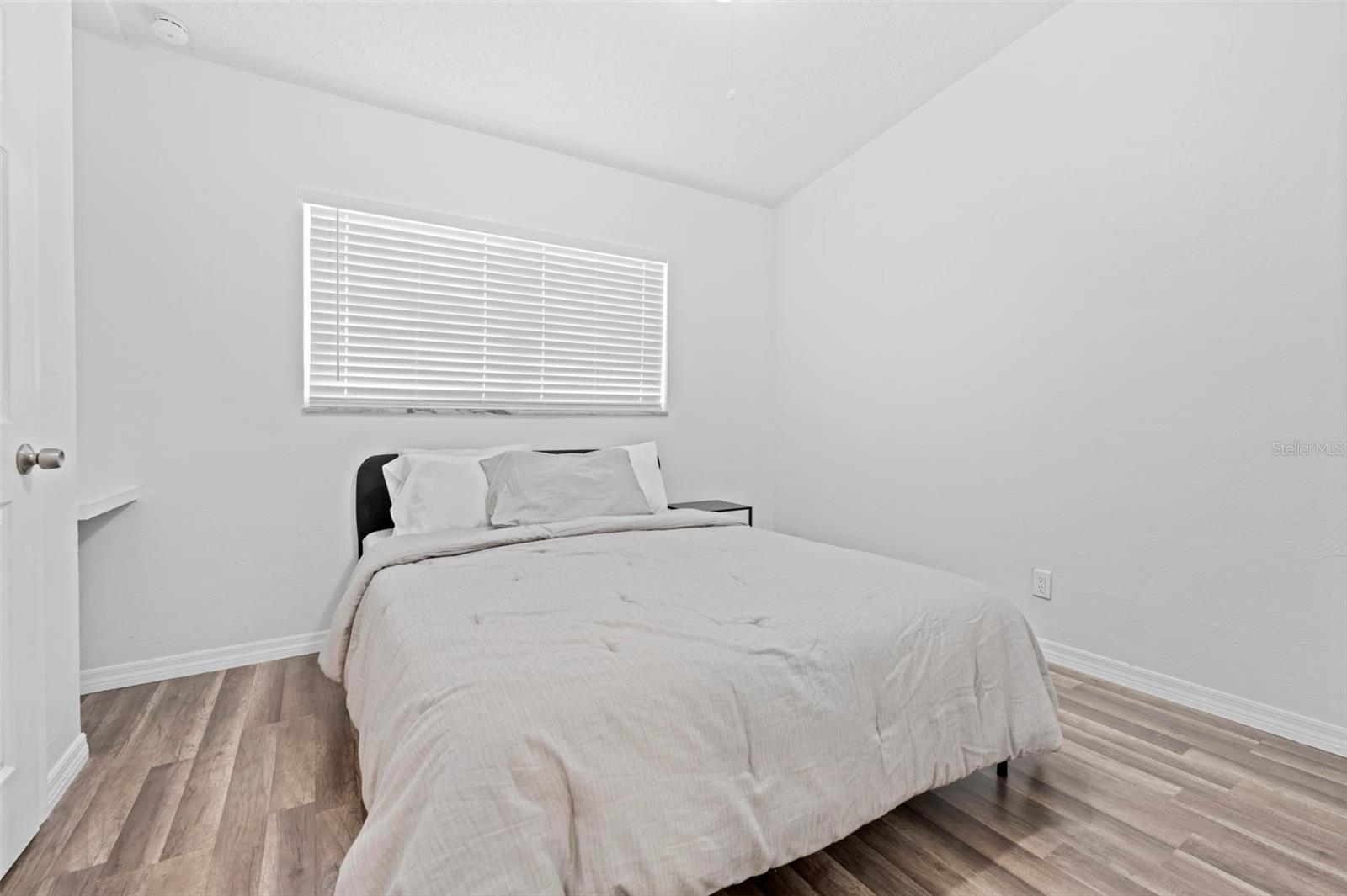 Image 19 of 35 For 6307 Julie Street