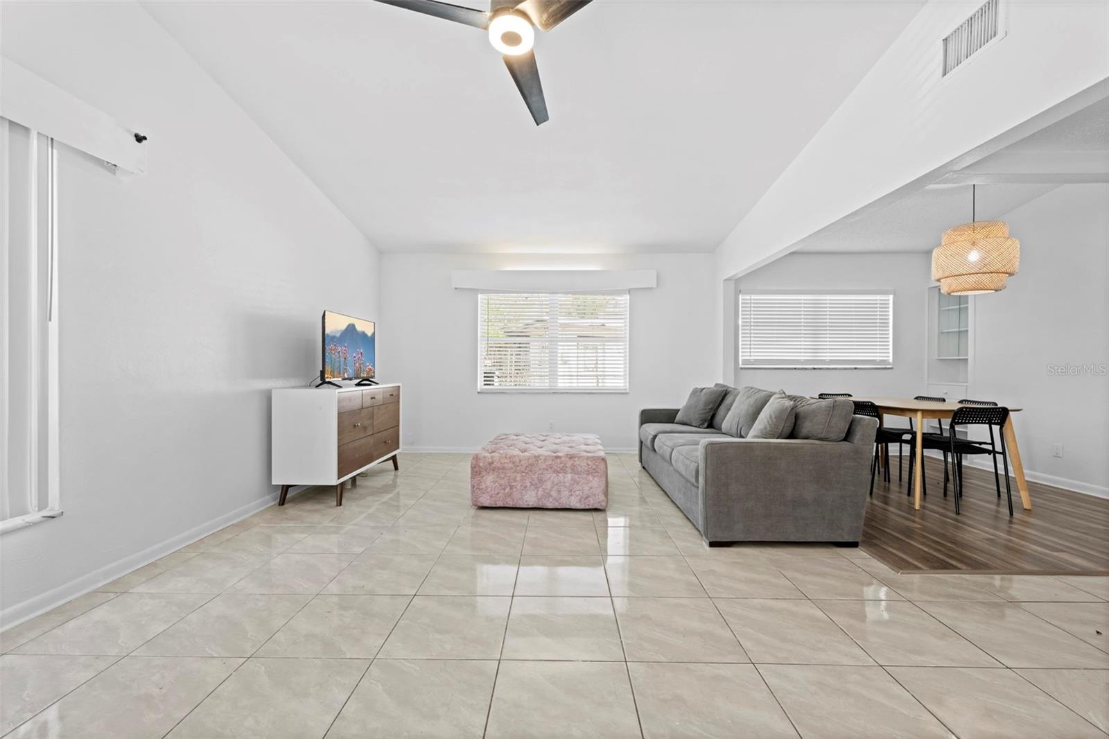 Image 7 of 35 For 6307 Julie Street