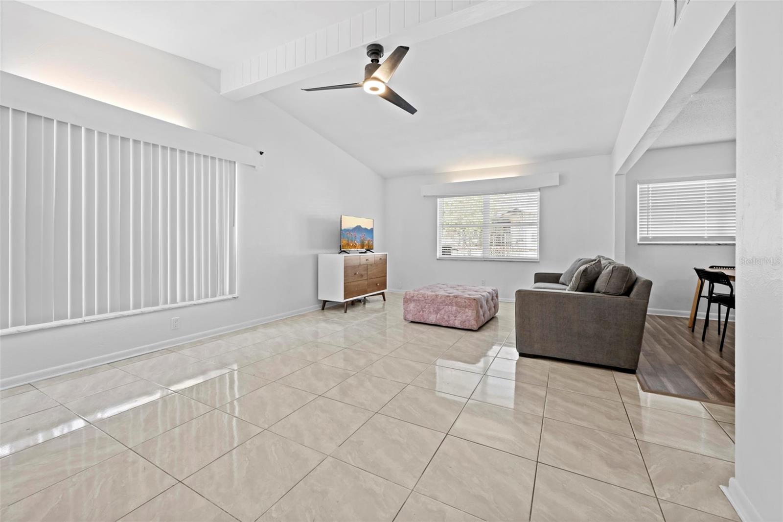 Image 8 of 35 For 6307 Julie Street