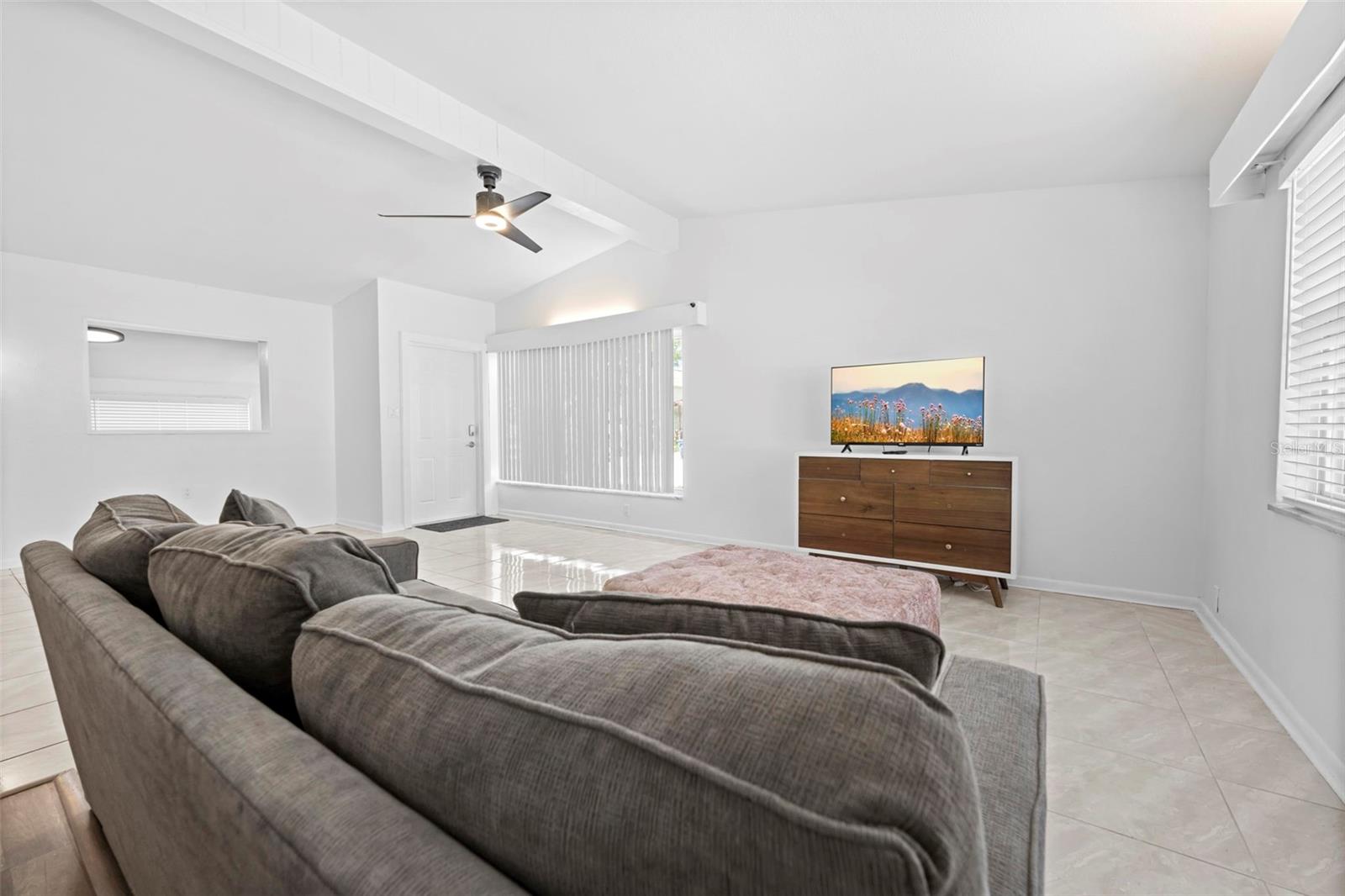 Image 9 of 35 For 6307 Julie Street