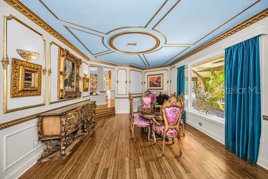 Image 16 of 94 For 2390 Kent Place