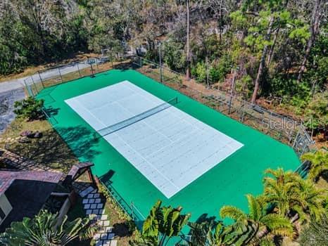 Image 2 of 94 For 2390 Kent Place