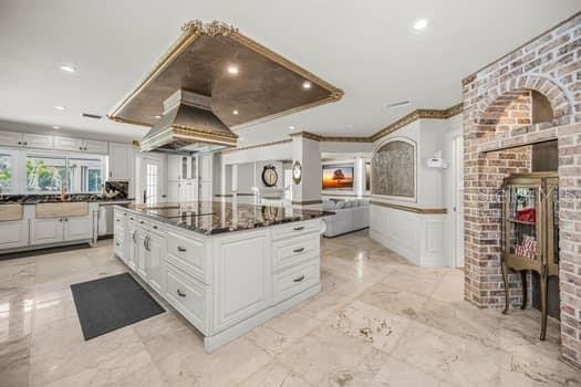 Image 20 of 94 For 2390 Kent Place