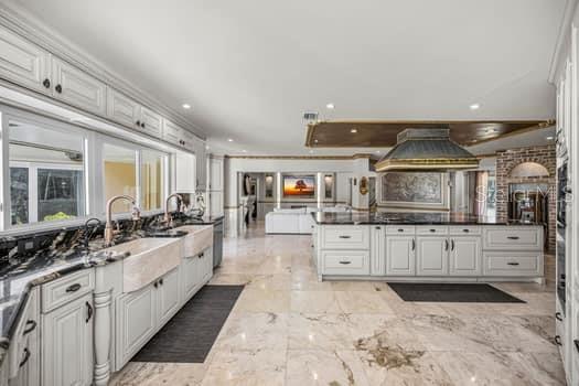 Image 24 of 94 For 2390 Kent Place