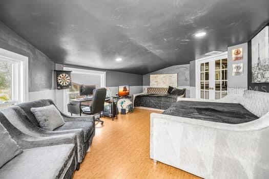 Image 49 of 94 For 2390 Kent Place