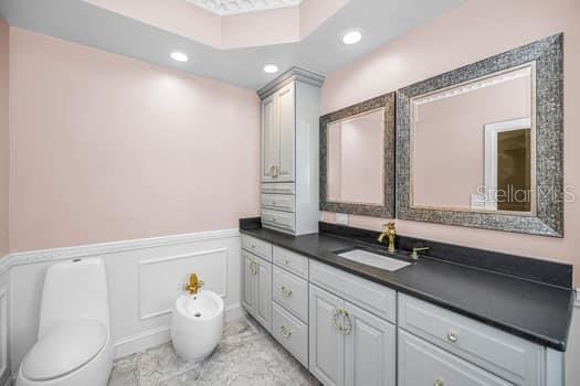 Image 51 of 94 For 2390 Kent Place