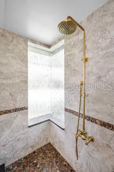 Image 52 of 94 For 2390 Kent Place