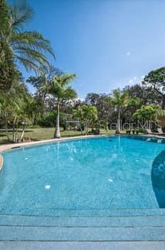 Image 86 of 94 For 2390 Kent Place