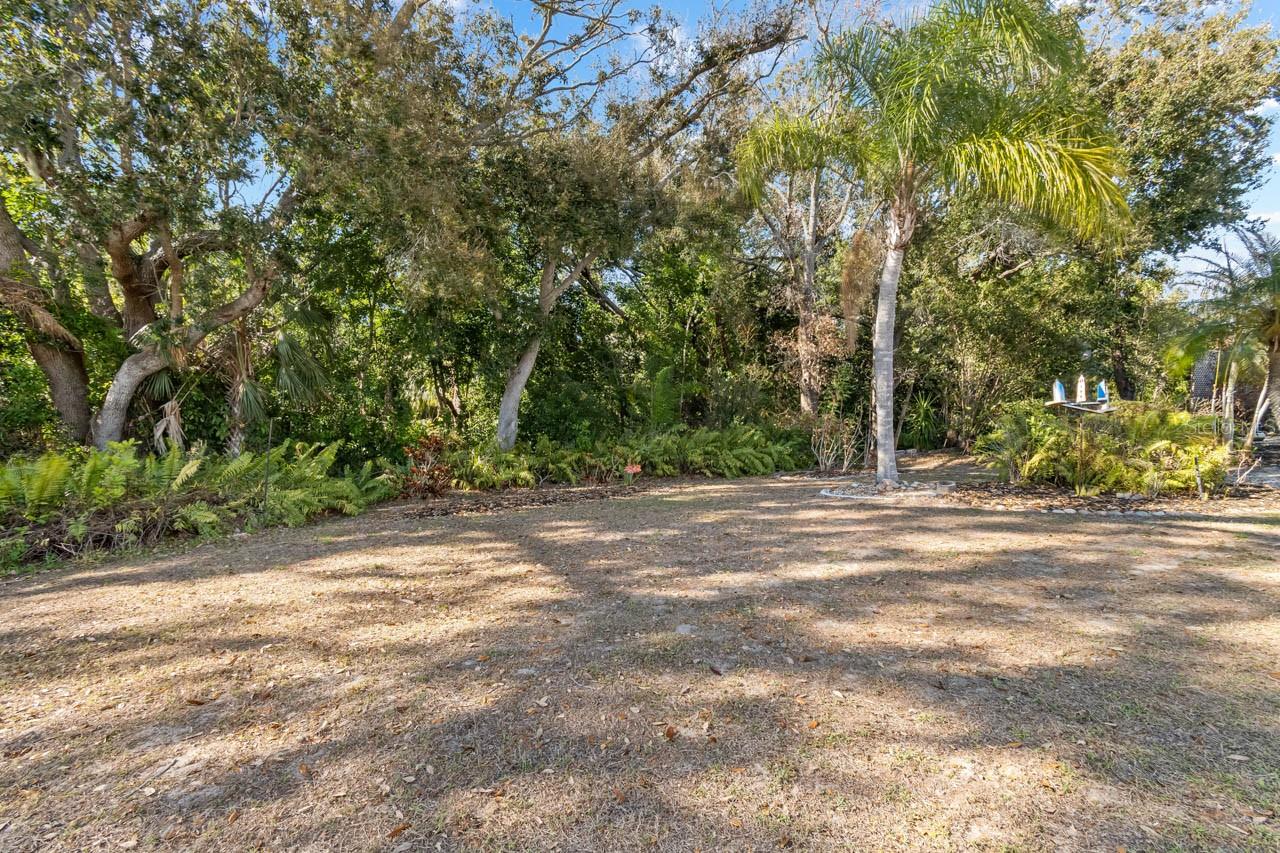 Image 42 of 64 For 2021 Berry Roberts Drive