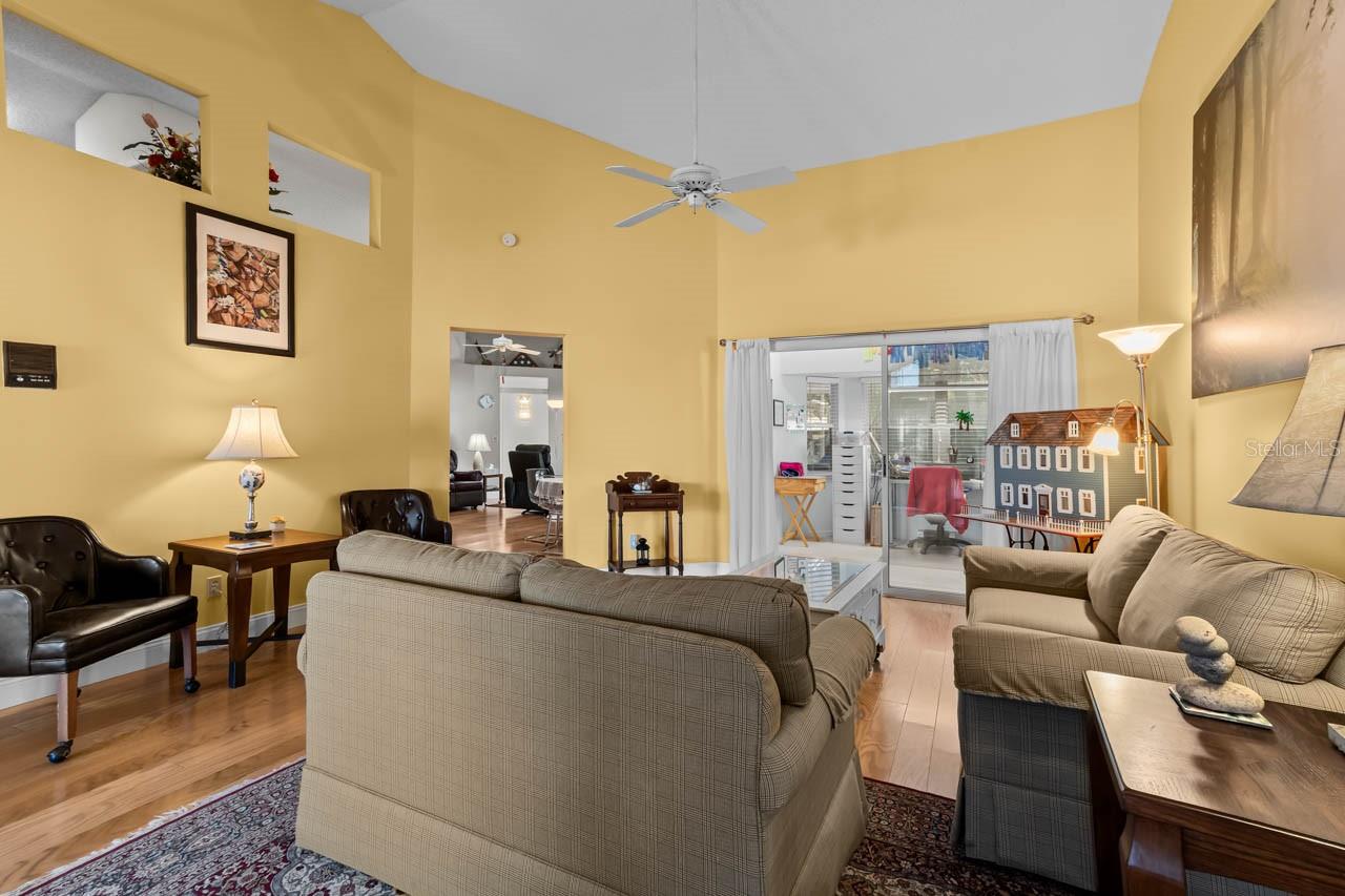 Image 9 of 64 For 2021 Berry Roberts Drive