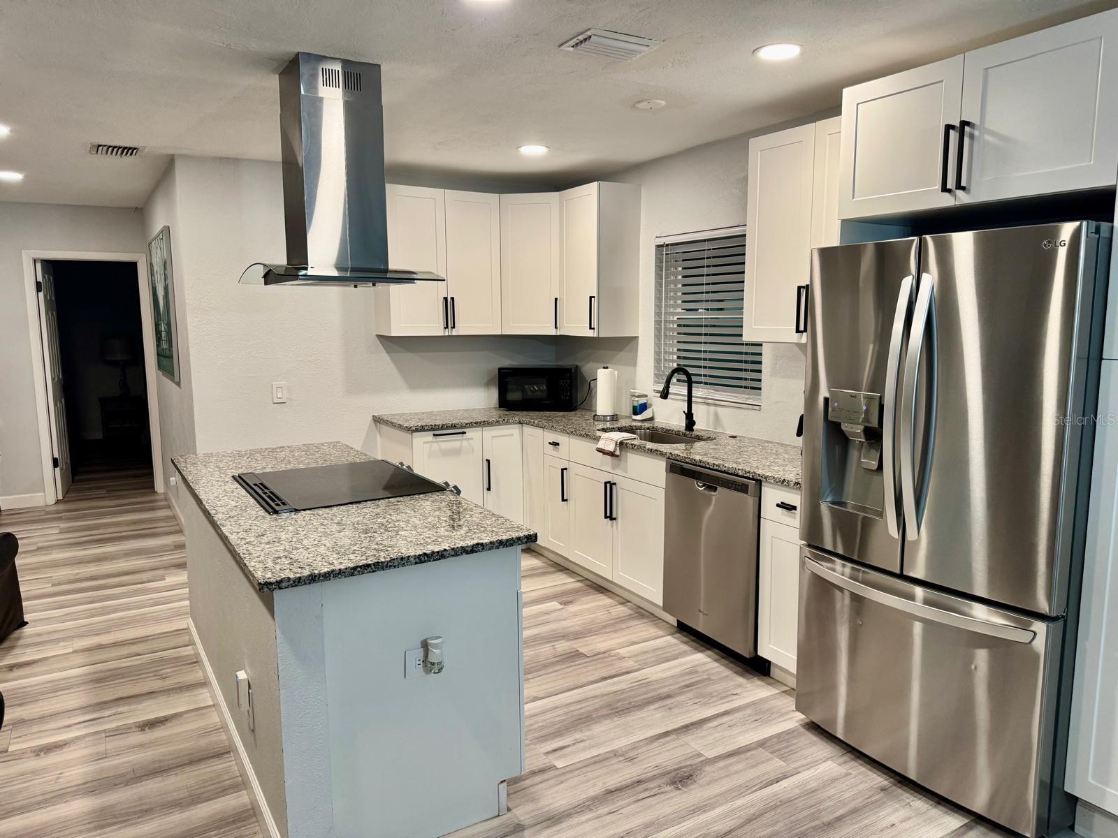 Image 12 of 22 For 9812 Oklawaha Avenue