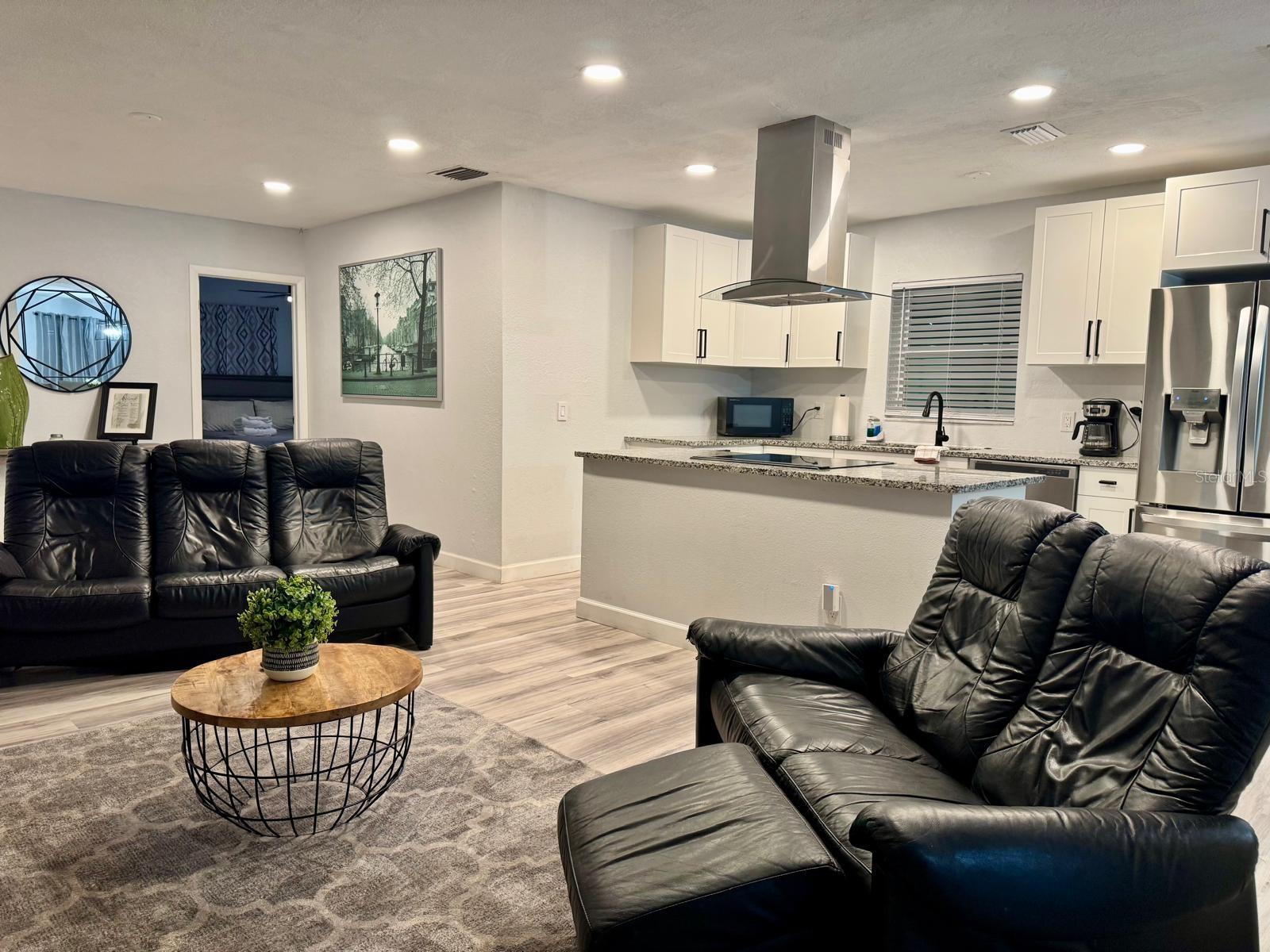 Image 13 of 22 For 9812 Oklawaha Avenue