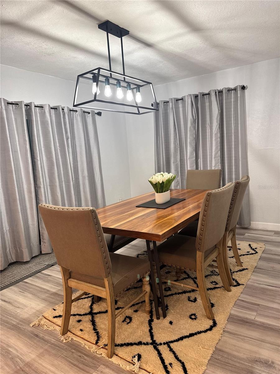 Image 20 of 22 For 9812 Oklawaha Avenue