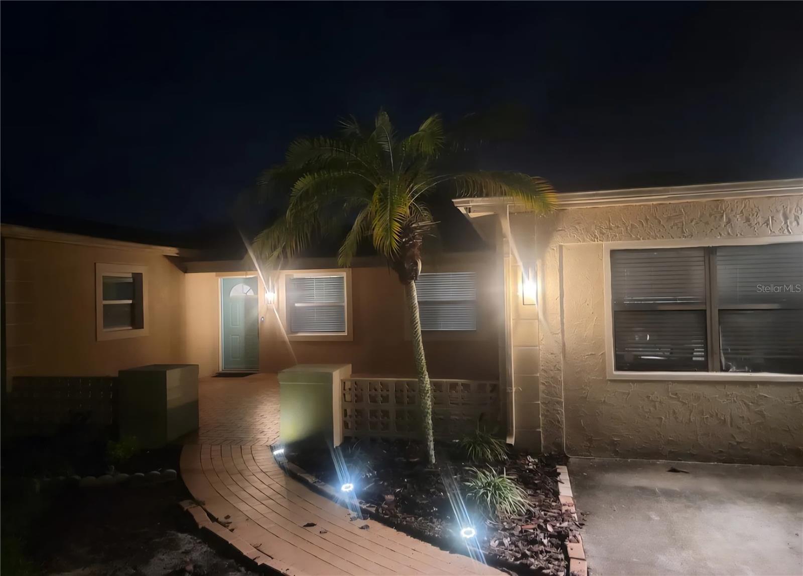 Image 22 of 22 For 9812 Oklawaha Avenue