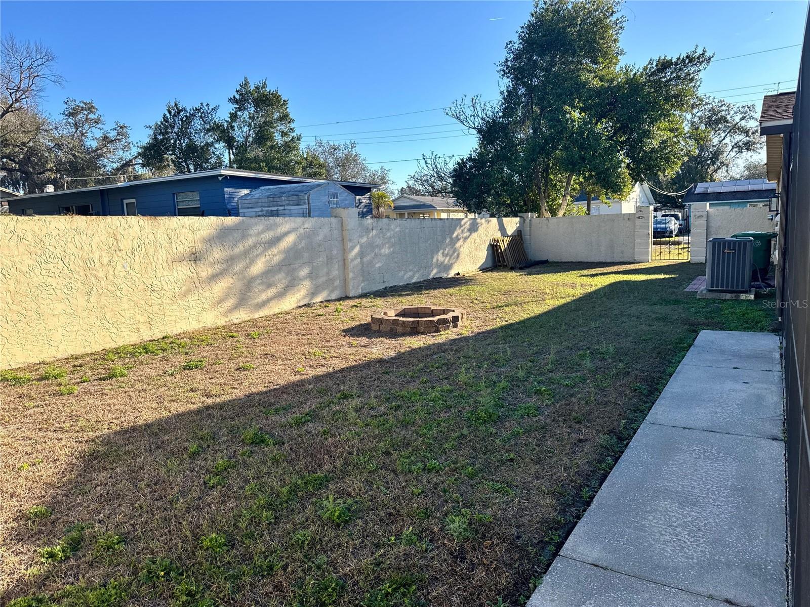 Image 5 of 22 For 9812 Oklawaha Avenue