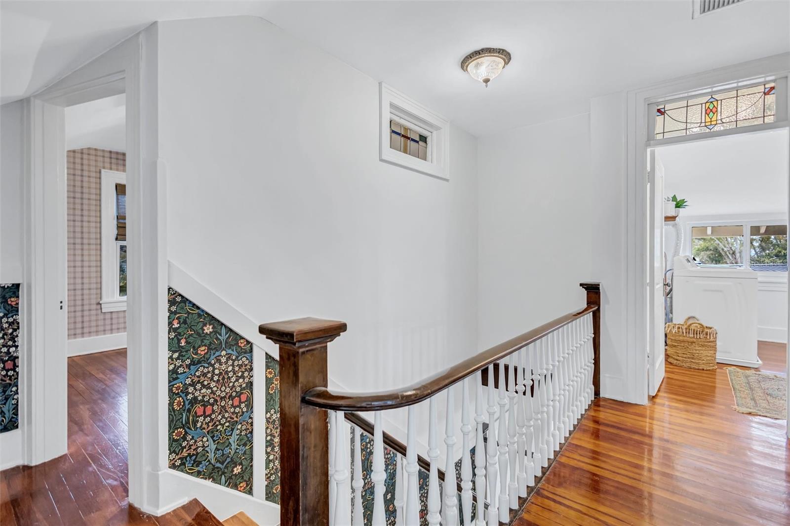 Image 27 of 43 For 3925 Sunrise Drive S