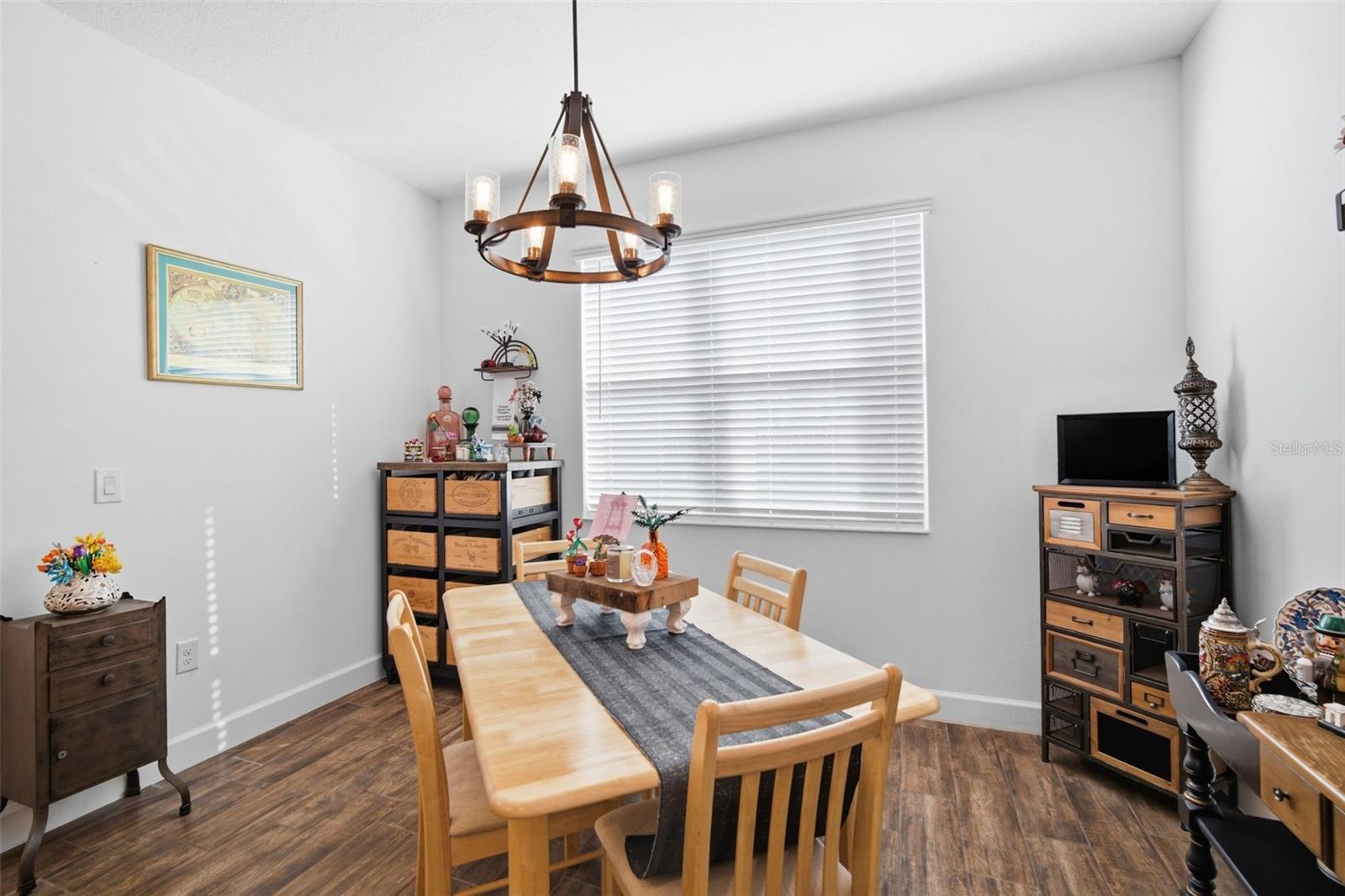 Image 16 of 83 For 7431 Sungold Meadow Court