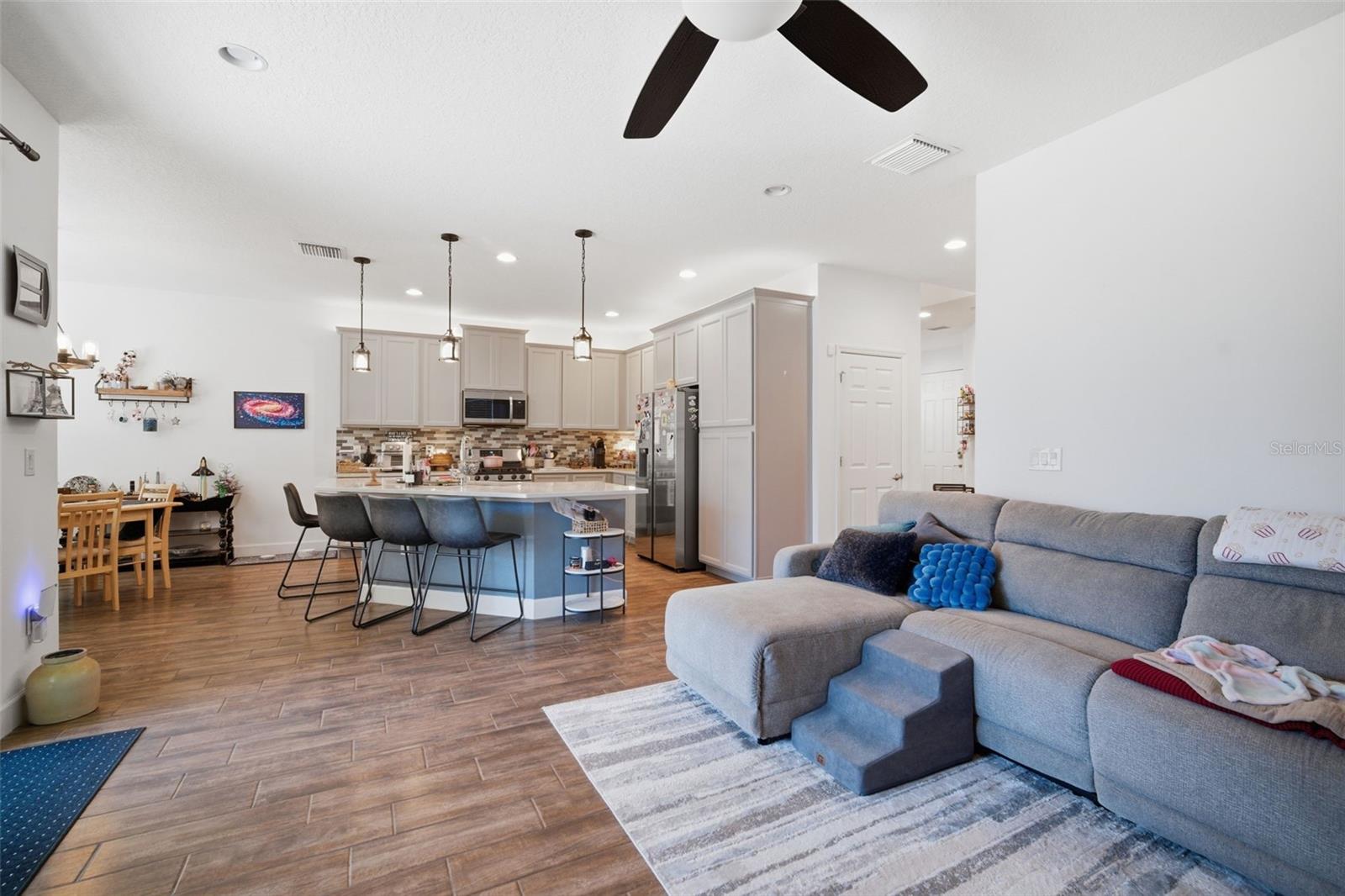 Image 20 of 83 For 7431 Sungold Meadow Court